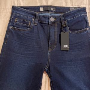 NWT Kut from the Kloth high rise ankle skinny raw ankle seam. Size 6.